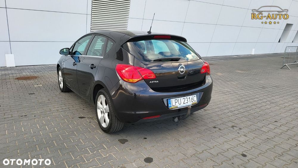 Opel Astra - 13