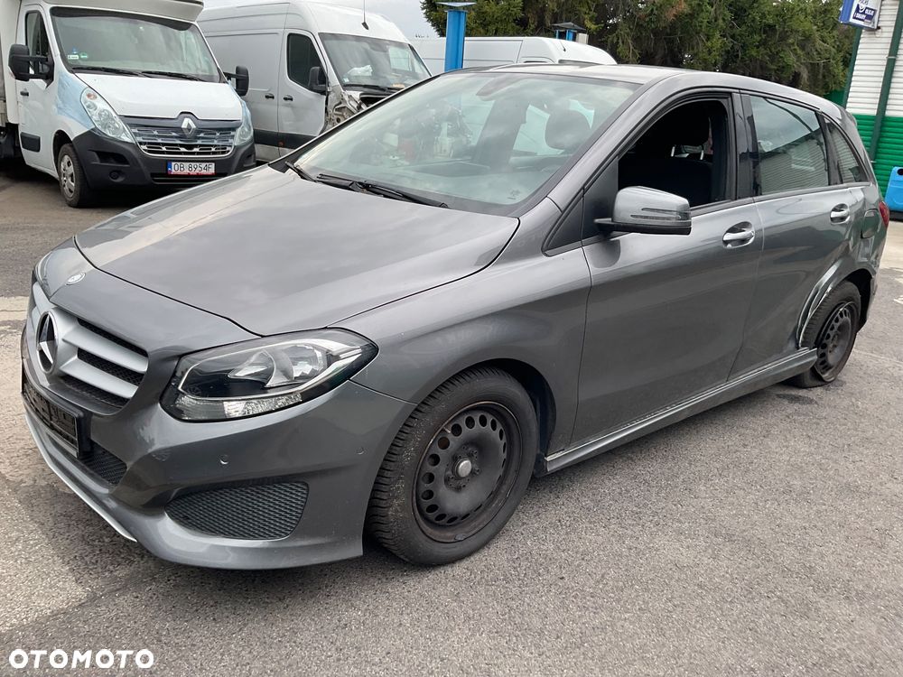Mercedes-Benz Klasa B 180 d BlueEFFICIENCY Edition Style - 11