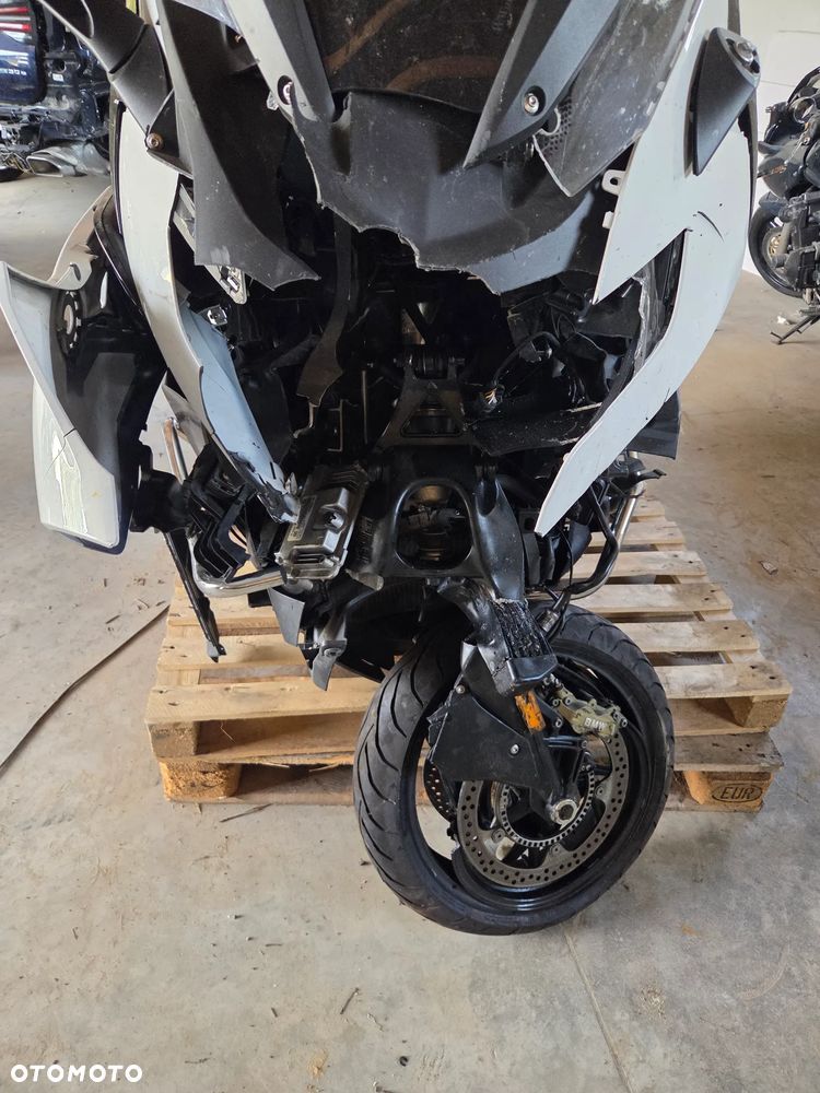 BMW K - 8