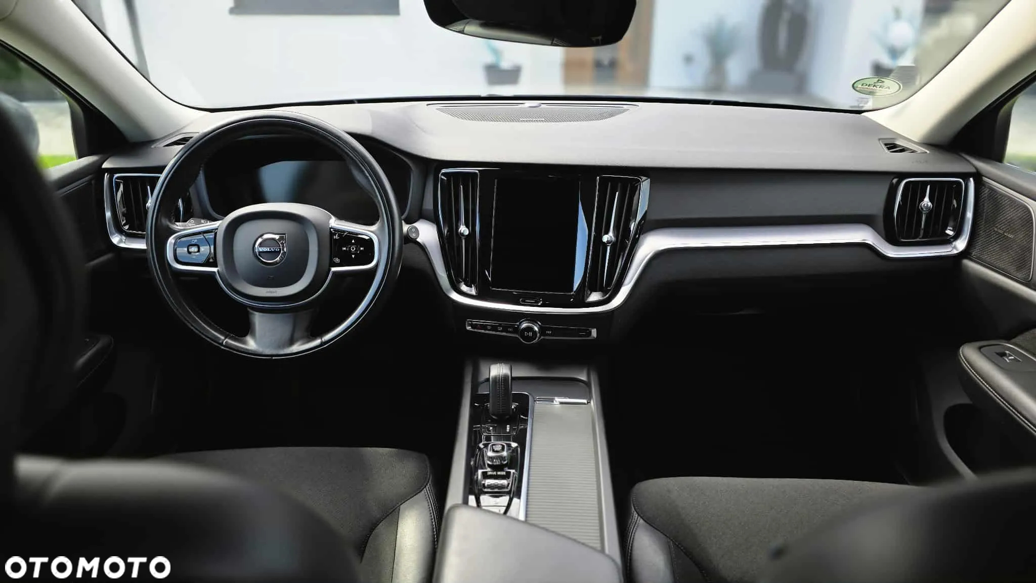 Volvo V60 D4 AWD Momentum Pro - 12