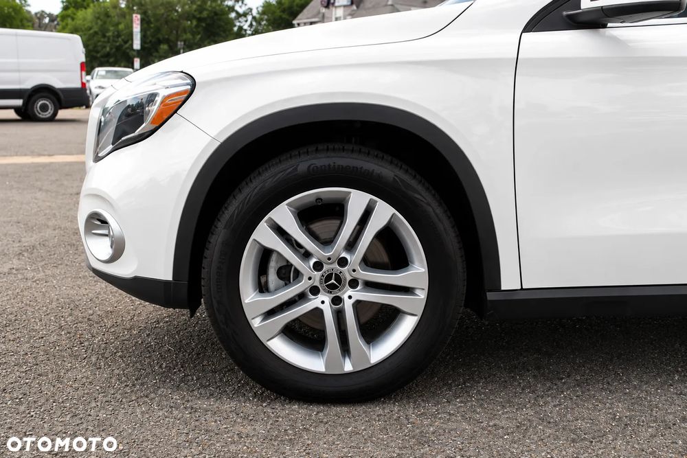 Mercedes-Benz GLA 250 4Matic 7G-DCT AMG Line - 8