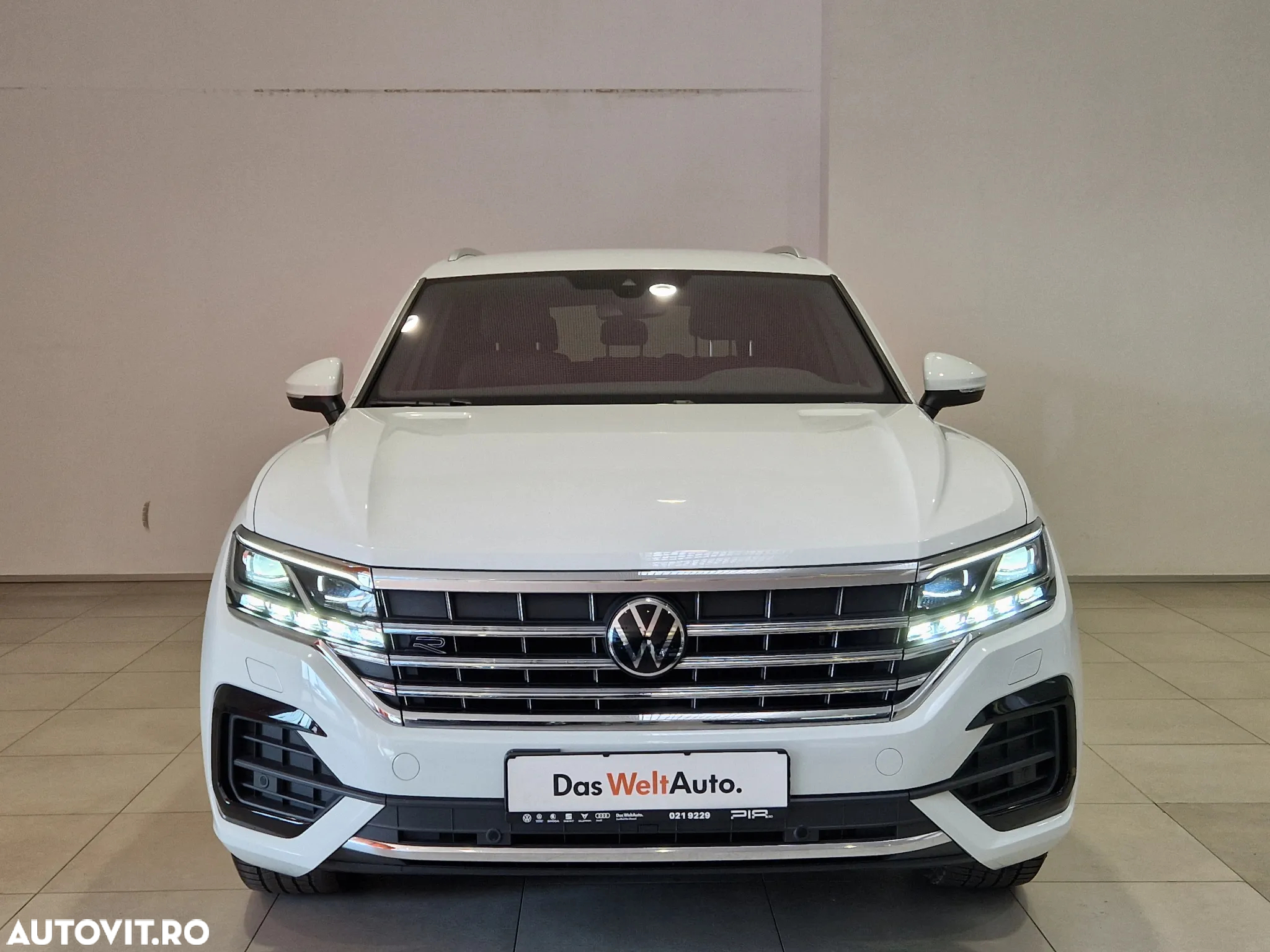 Volkswagen Touareg 3.0 V6 TDI 4Motion DPF Automatik R-Line - 4