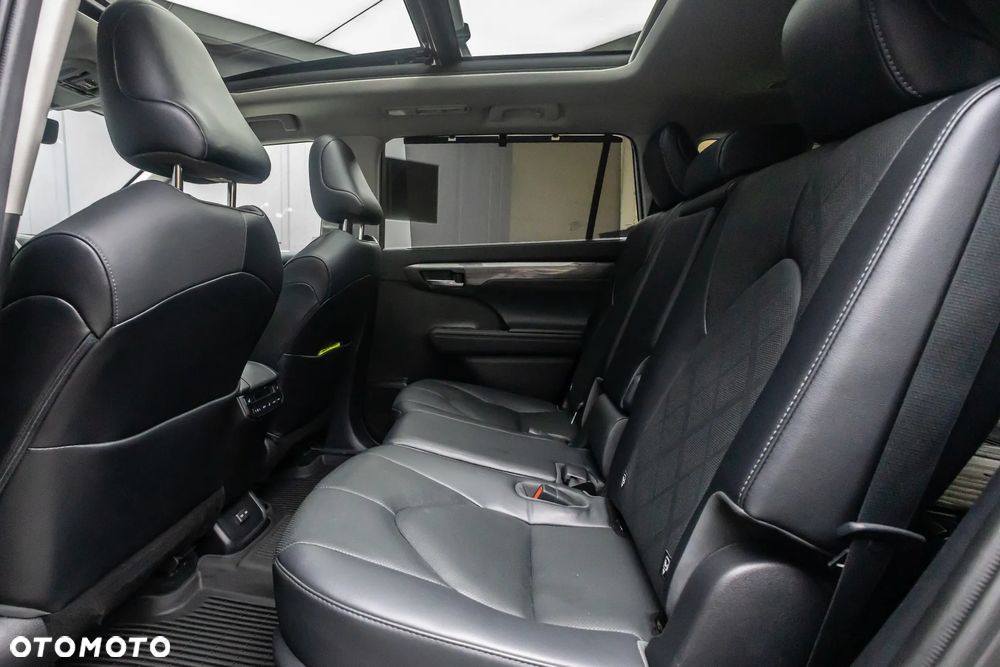 Toyota Highlander 2.5 Hybrid Executive - 34