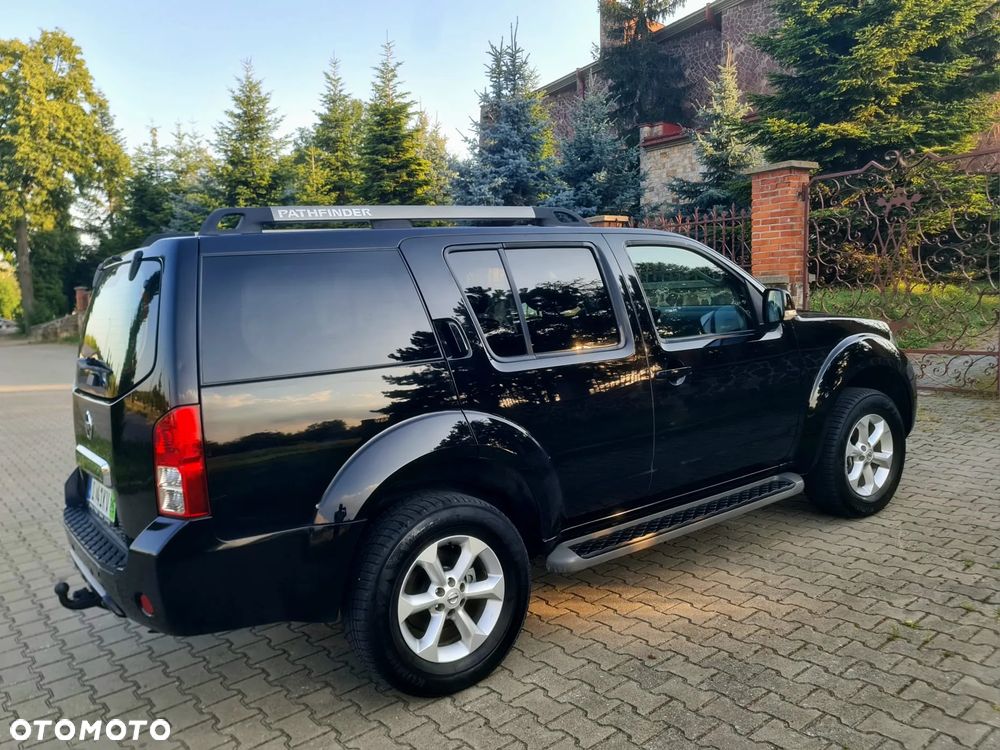 Nissan Pathfinder 2.5 dCi Platinum - 12