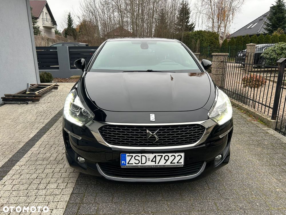 DS Automobiles DS 5 - 12