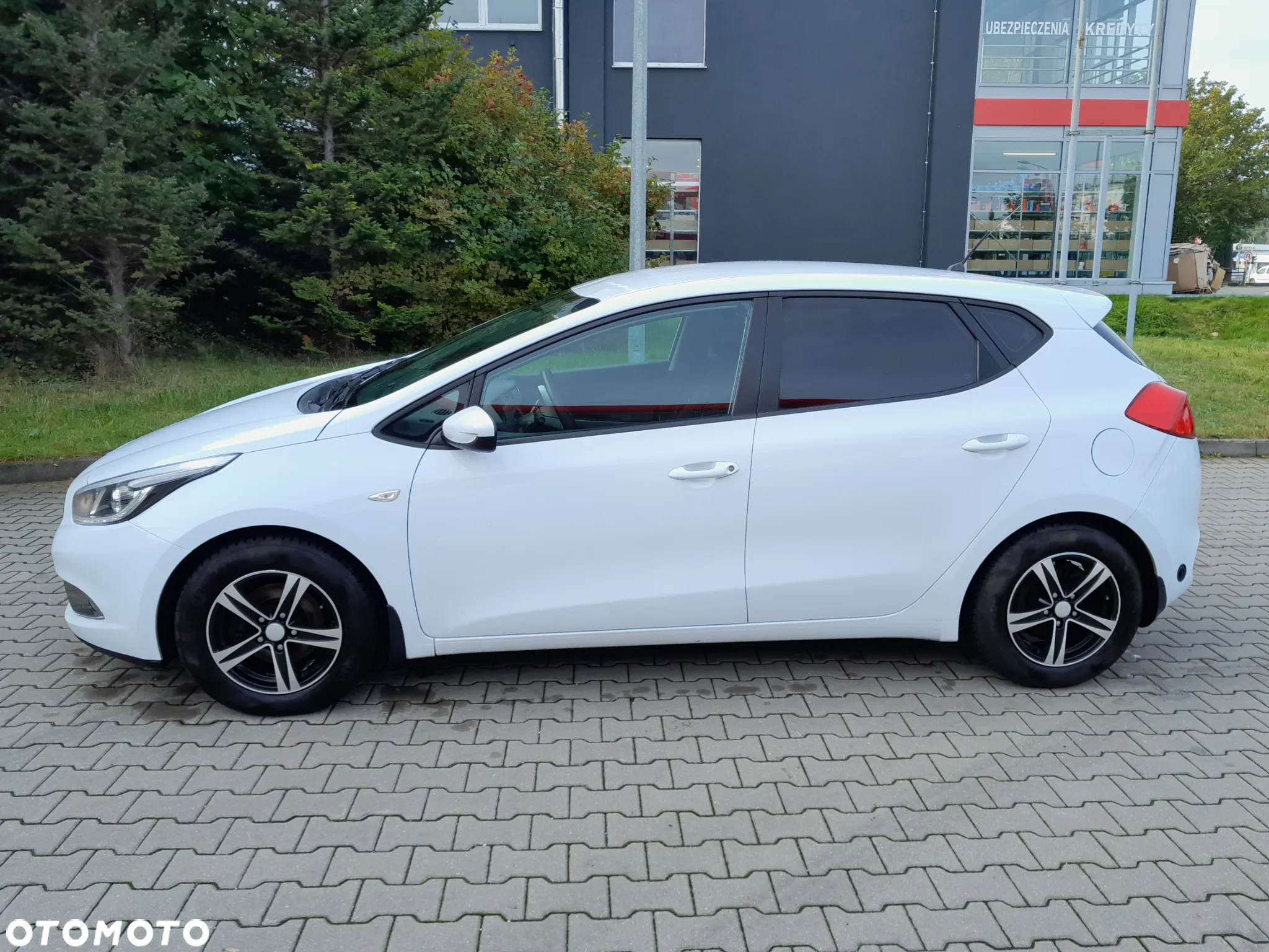 Kia Ceed - 7