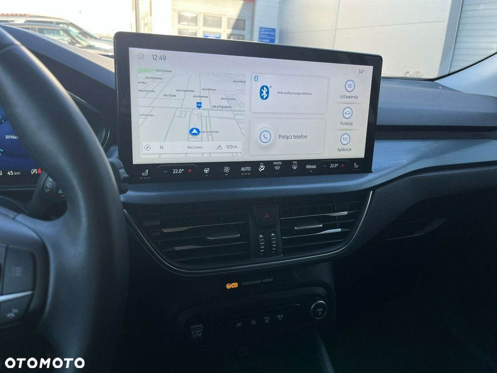 Ford Focus 1.0 EcoBoost Hybrid ACTIVE X - 24