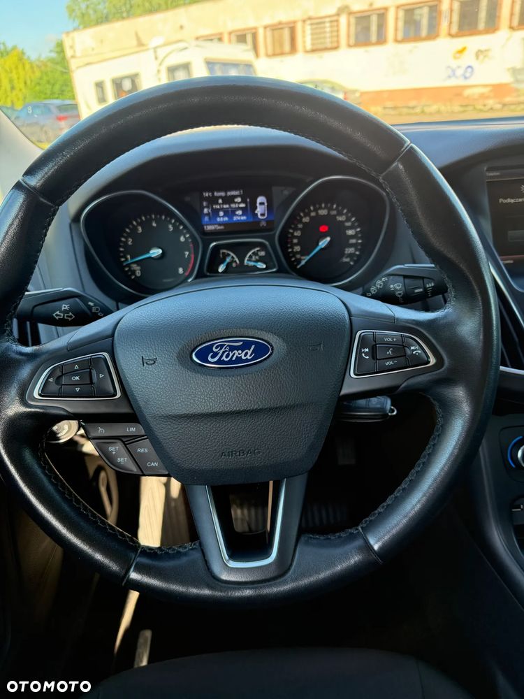 Ford Focus 1.0 EcoBoost Trend - 11