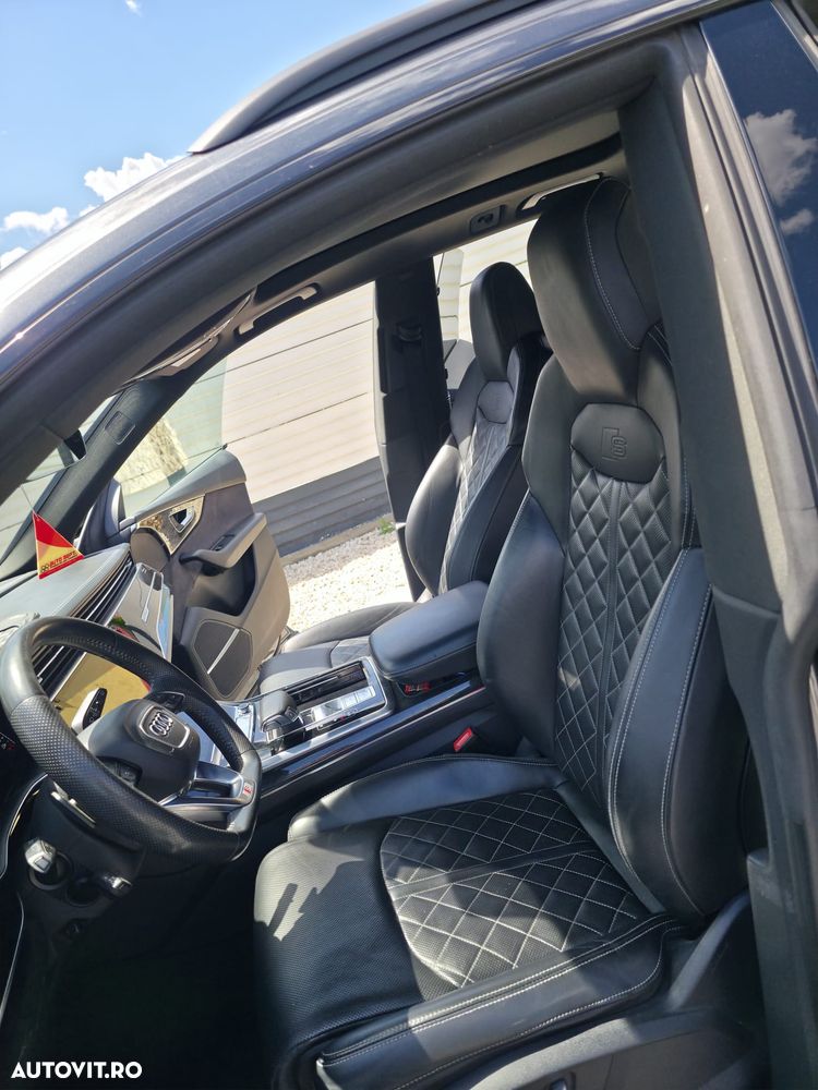 Audi Q8 - 17