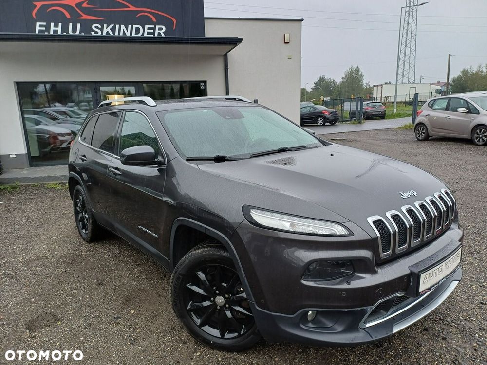 Jeep Cherokee - 1