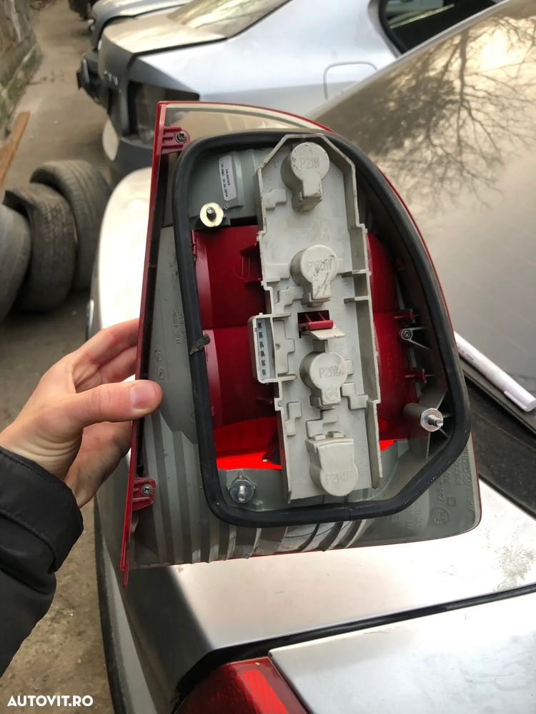 Stop stanga spate Skoda Superb 1 2004 - 4