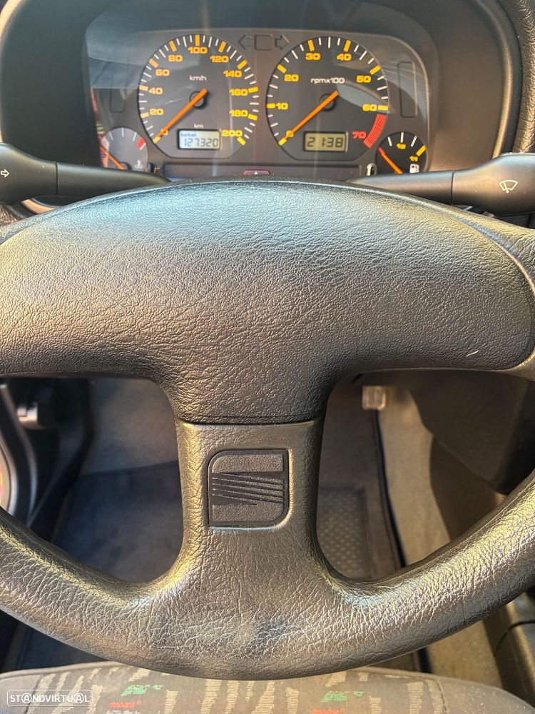 SEAT Cordoba 1.4i - 19