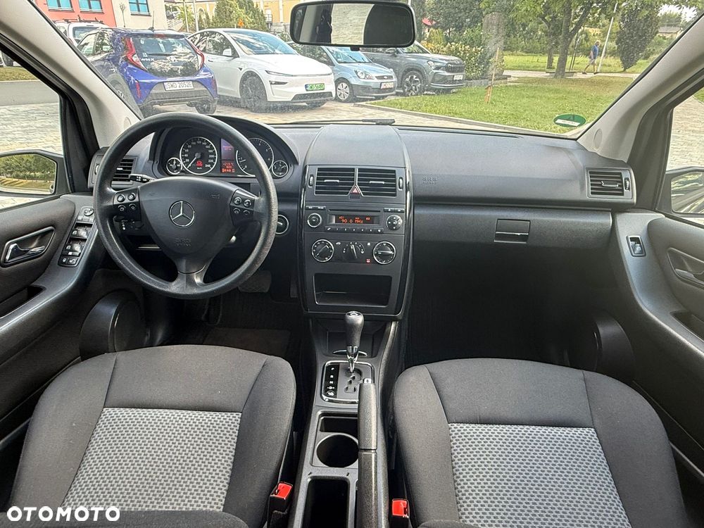 Mercedes-Benz Klasa A 150 Autotronic Classic - 19