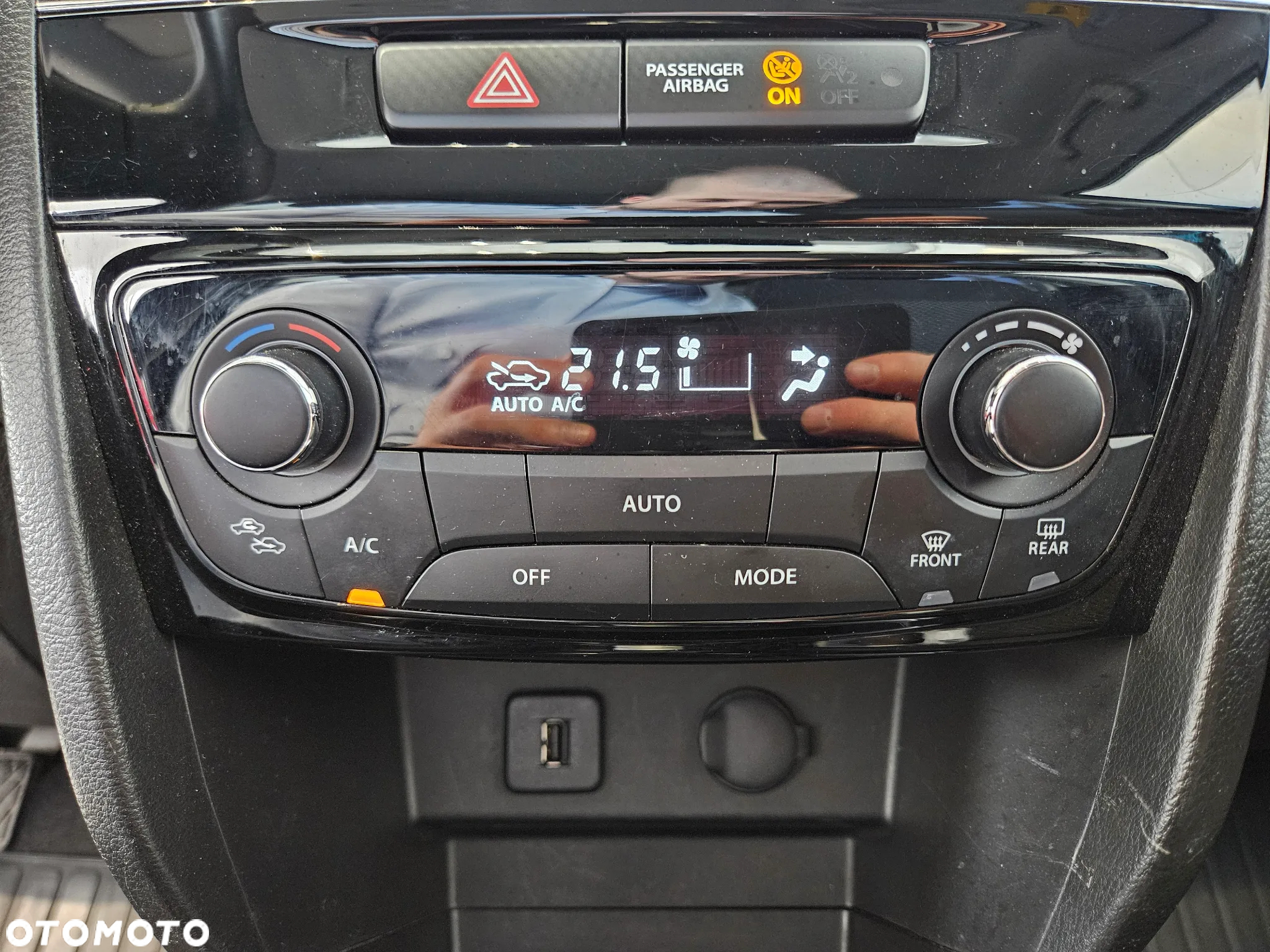 Suzuki Vitara 1.4 Boosterjet SHVS Premium 2WD - 14