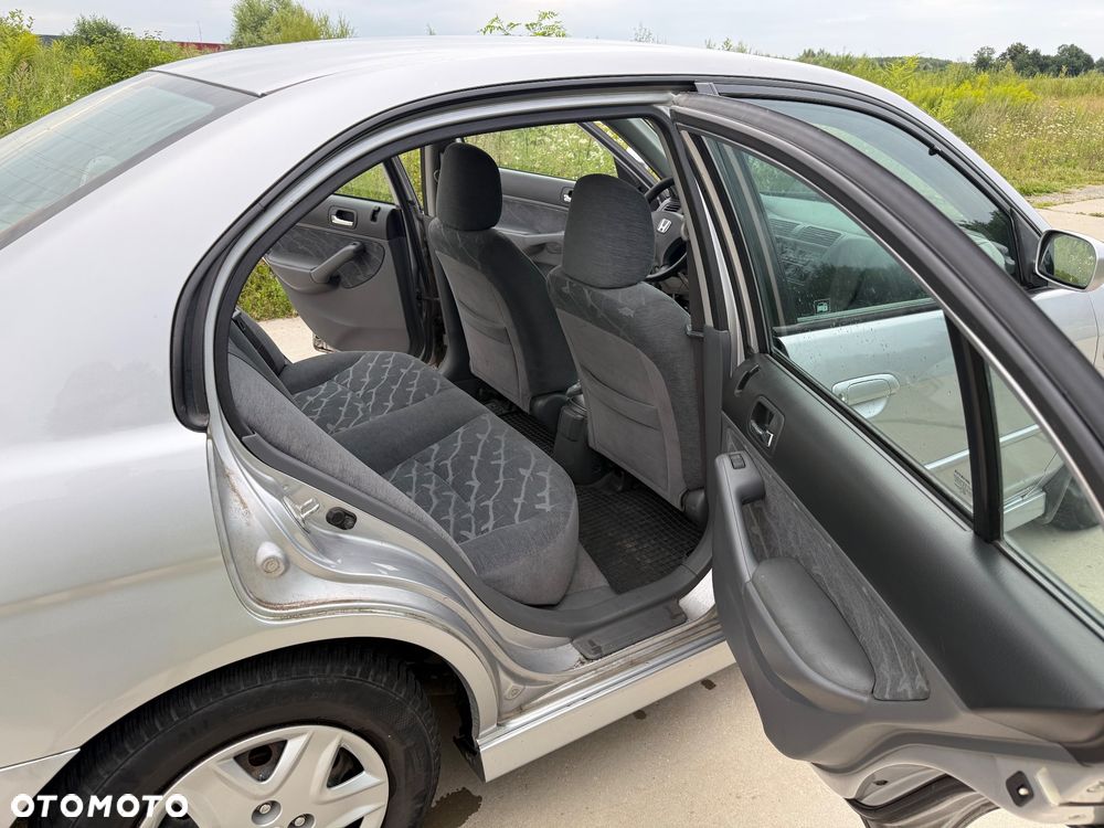 Honda Civic 1.6i LS - 11
