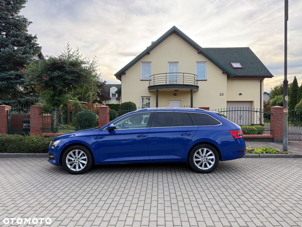 Skoda Superb 2.0 TDI SCR Ambition - 23