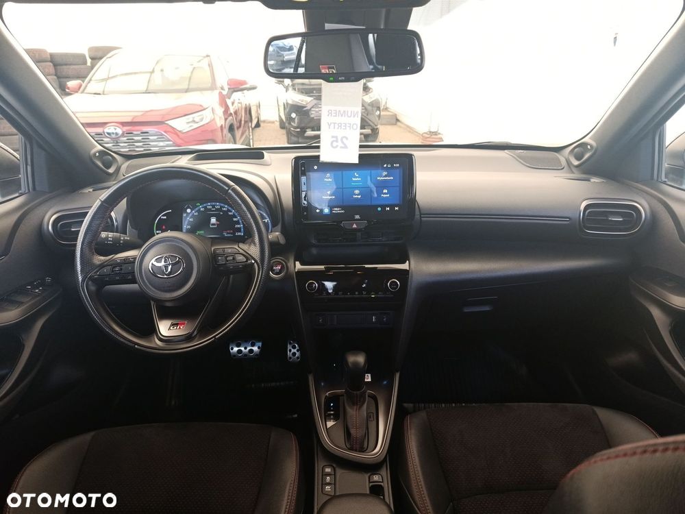 Toyota Yaris Cross Hybrid 1.5 GR Sport - 11