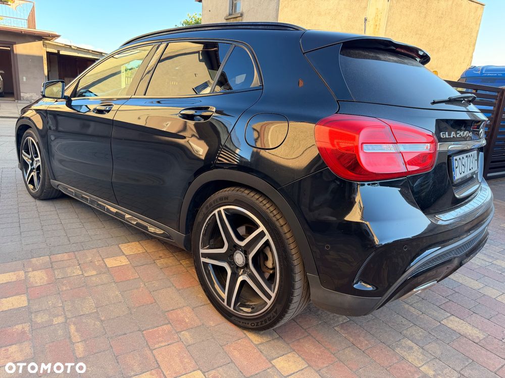 Mercedes-Benz GLA 200 (CDI) d 7G-DCT AMG Line - 20