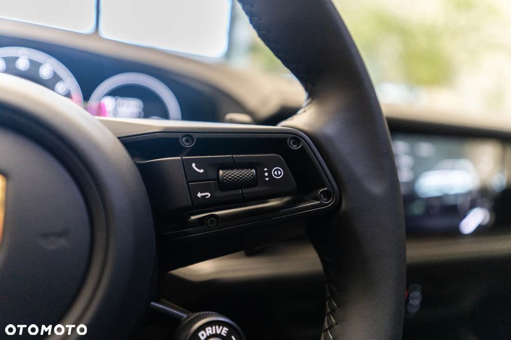 Porsche Cayenne E-Hybrid PHEV Black Edition - 18