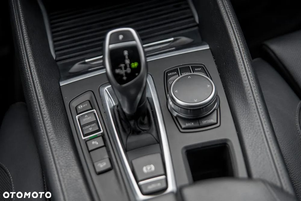 BMW X6 xDrive40d M Sport - 24