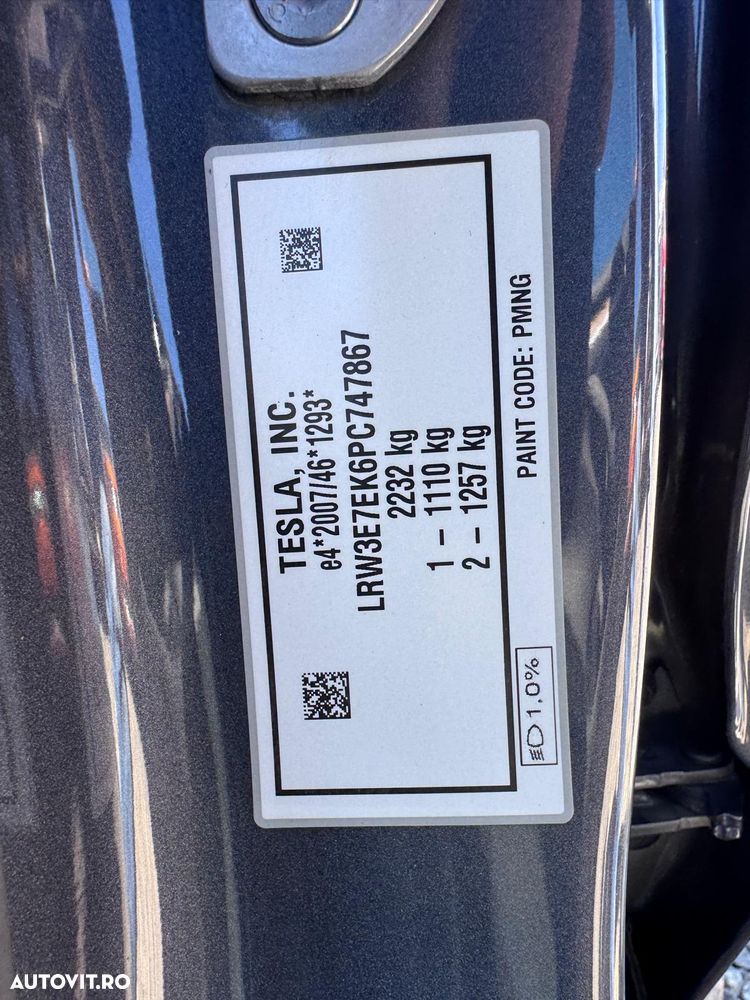 Tesla Model 3 Long Range AWD Premium - 5