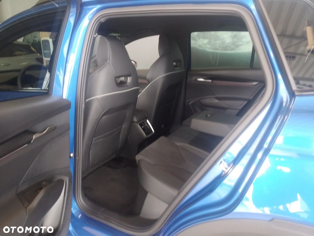 Skoda Elroq 60 63kWh Sportline - 25