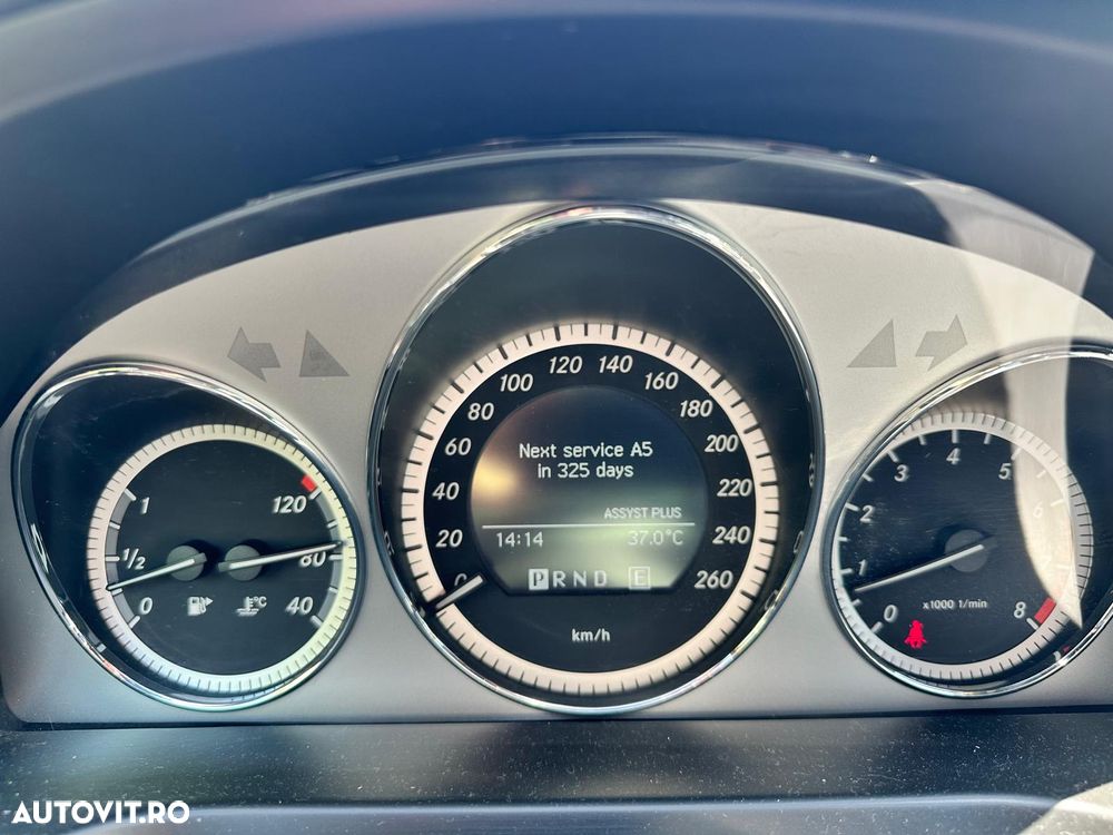MERCEDES-BENZ C-Class 2010 — imagine 14