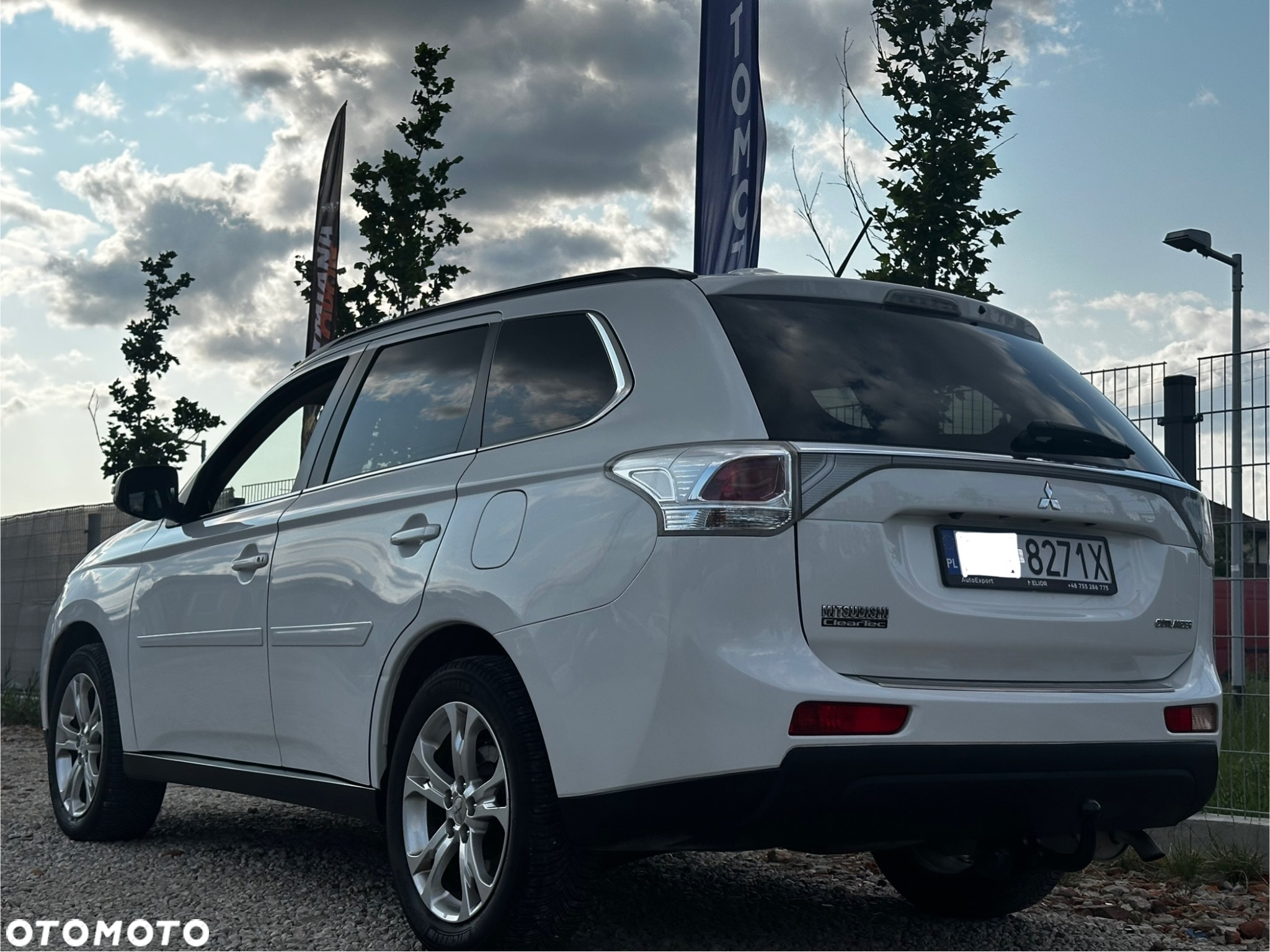 Mitsubishi Outlander 2.0 Intense + - 8