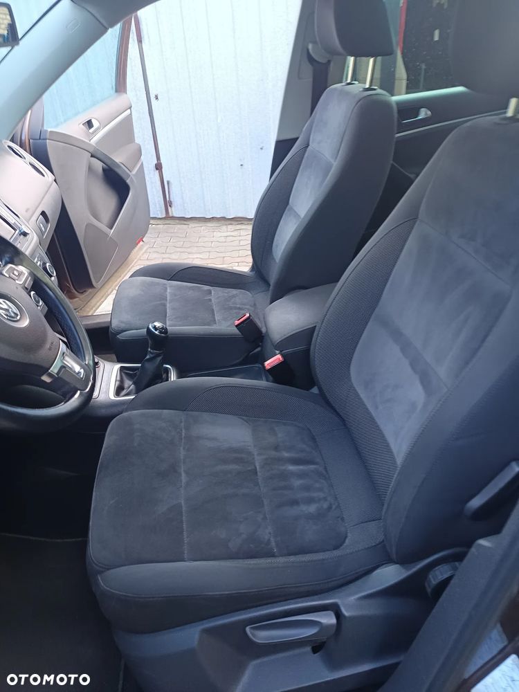 Volkswagen Tiguan - 6