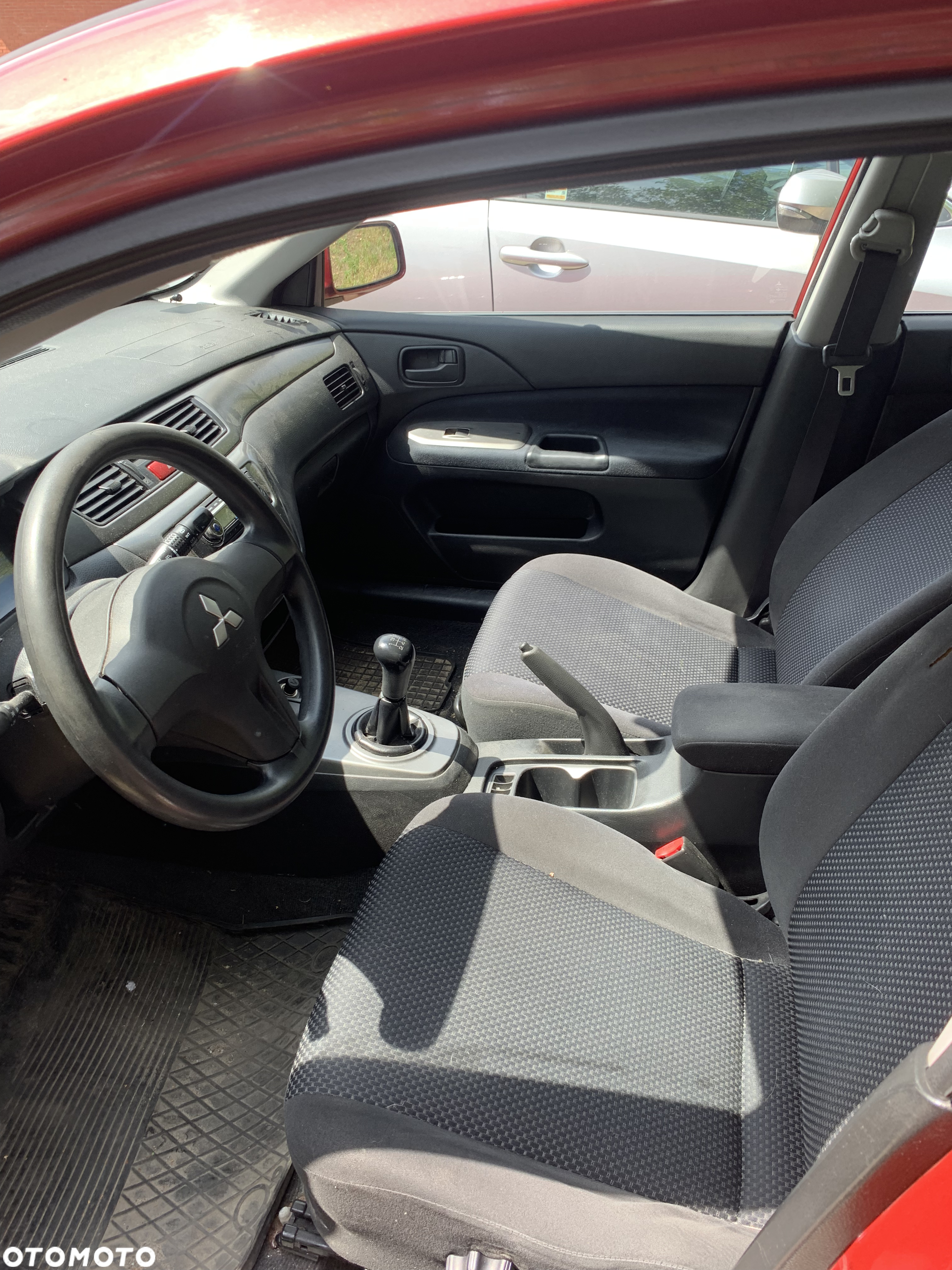 Mitsubishi Lancer 1.6 Comfort - 28