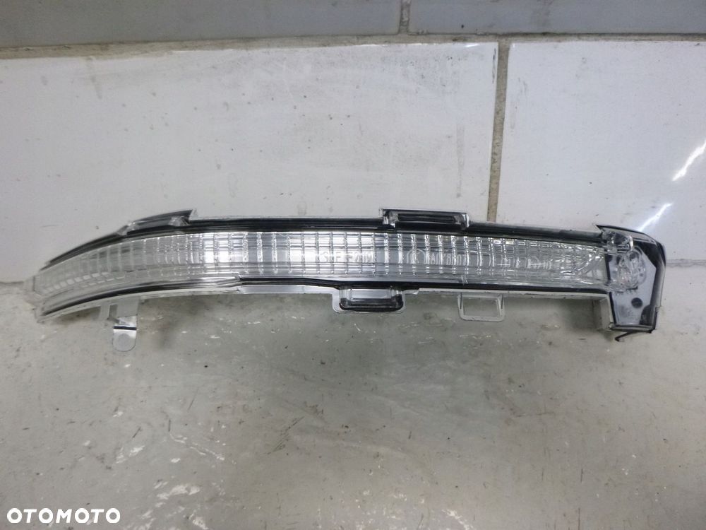 VW ID.4 ID4 KIERUNKOWSKAZ BOCZNY LUSTERKA LEWY - 2