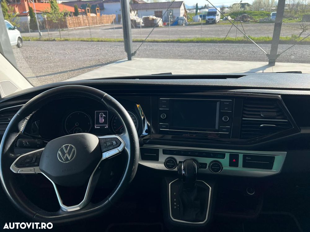 Volkswagen Multivan - 15