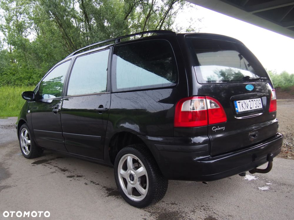 Ford Galaxy TDI Ghia - 11