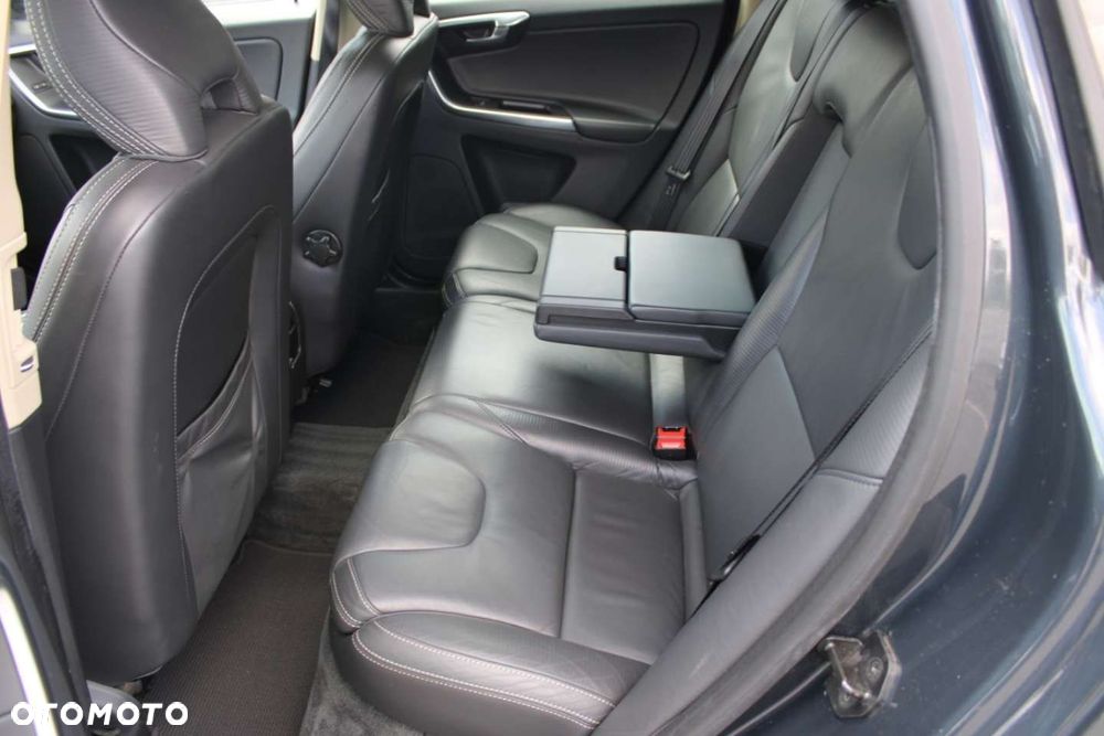 Volvo XC 60 - 28