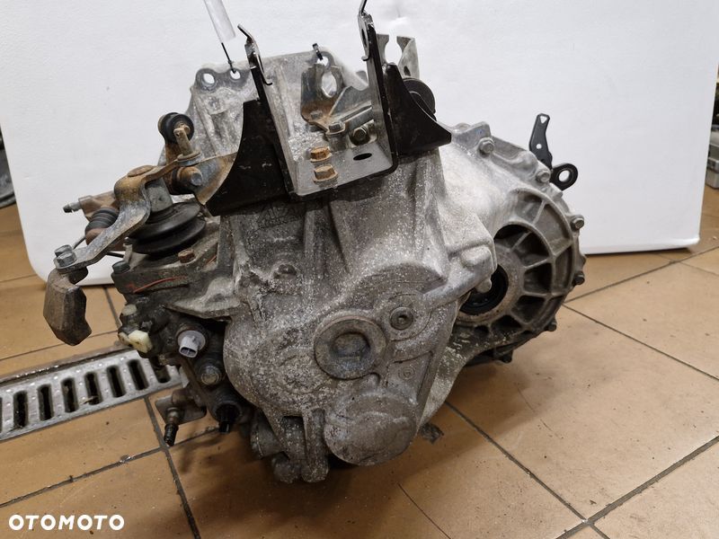 TOYOTA VERSO I 1 LIFT 1.6 D D4D SKRZYNIA BIEGÓW MANUAL 6B - 8