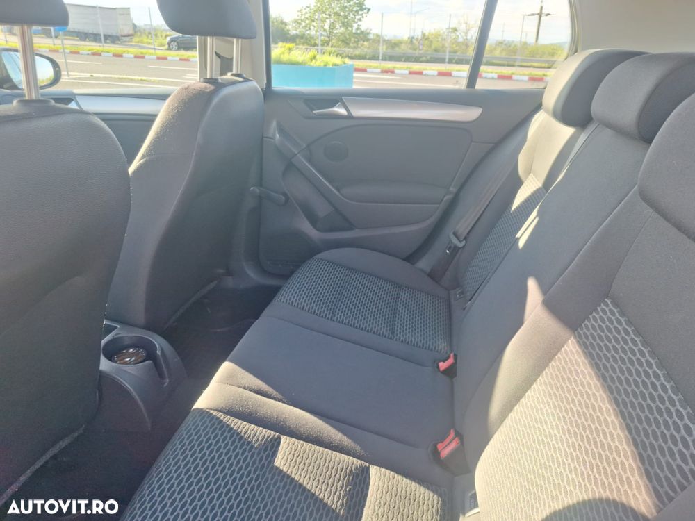 Volkswagen Golf 1.2 TSI DSG Trendline - 6
