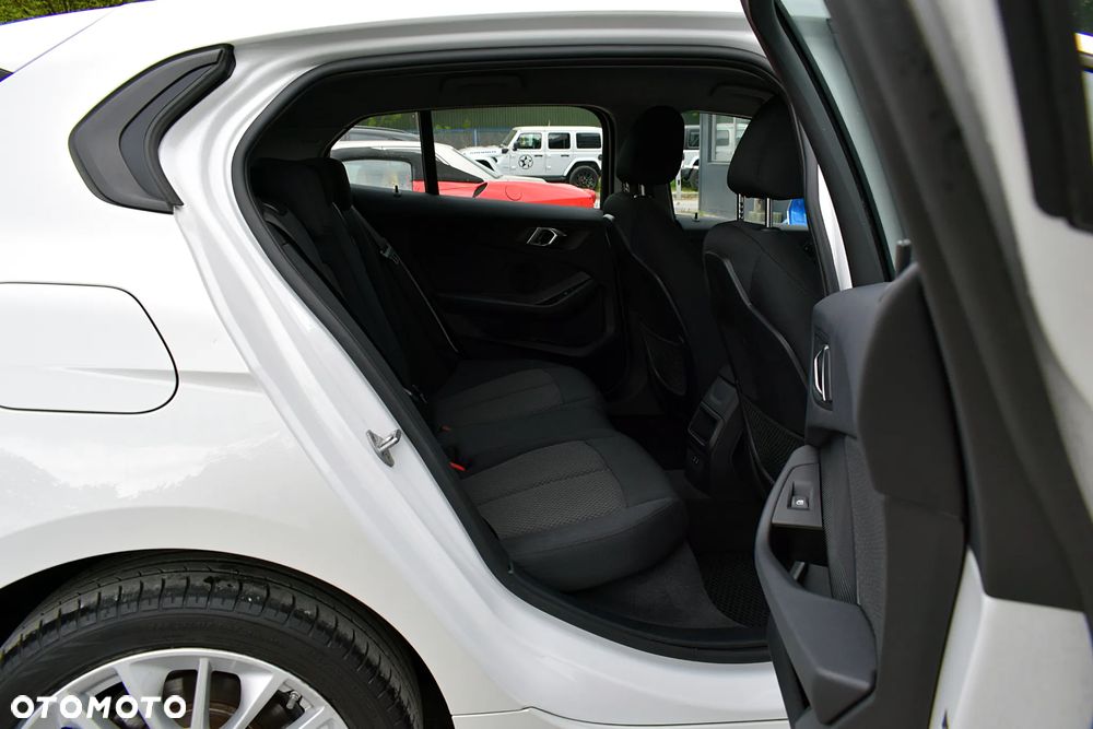 BMW Seria 1 118i - 7