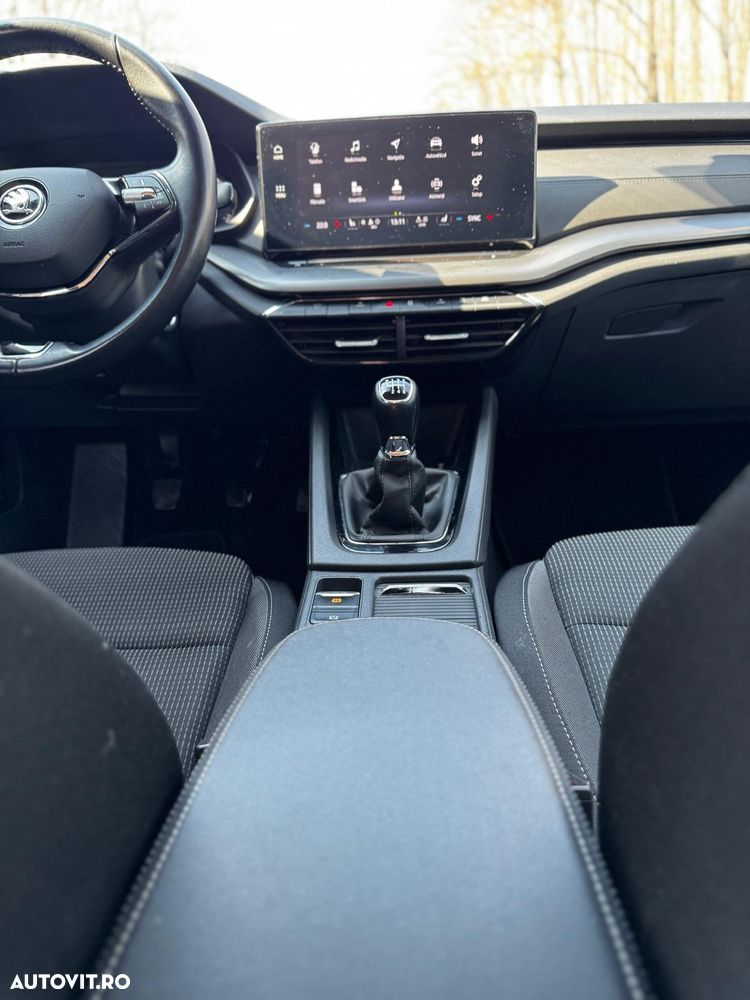 Skoda Octavia 2.0 TDI Ambition - 24