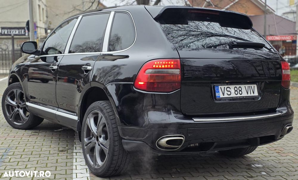 Porsche Cayenne Tiptronic S - 4