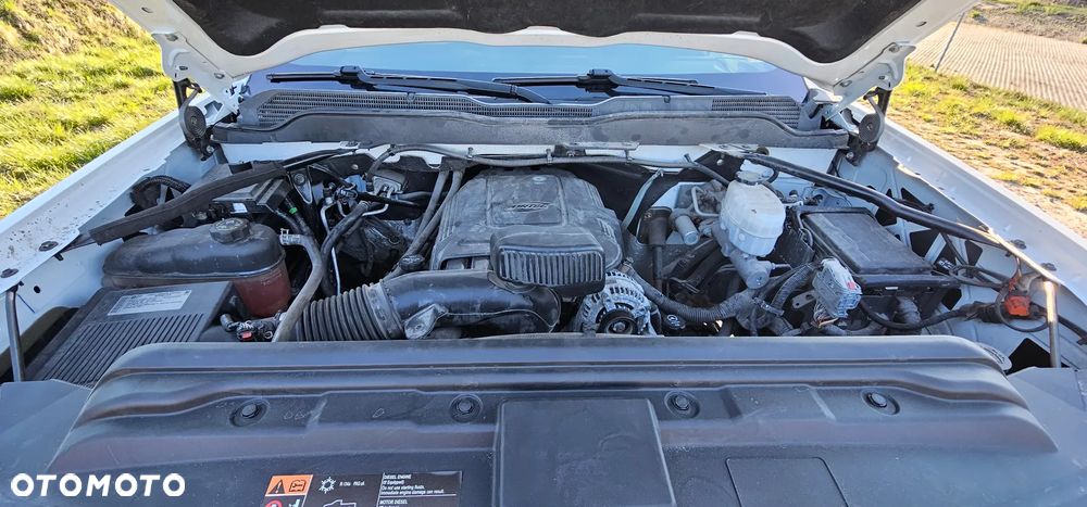 Chevrolet Silverado - 14