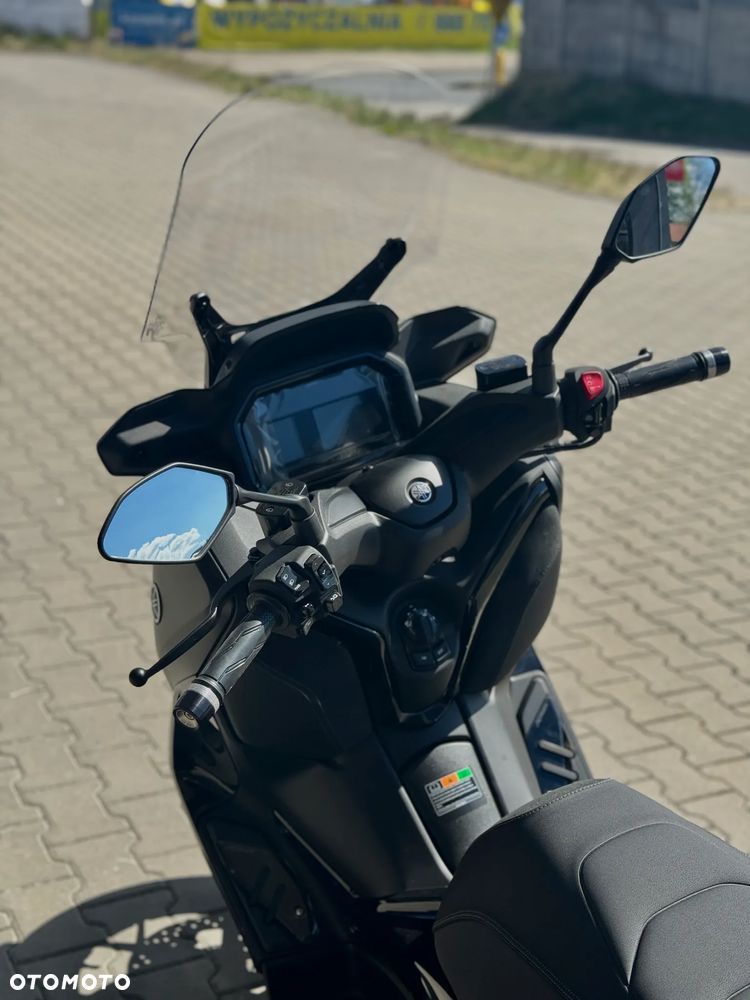 Yamaha X-max - 5