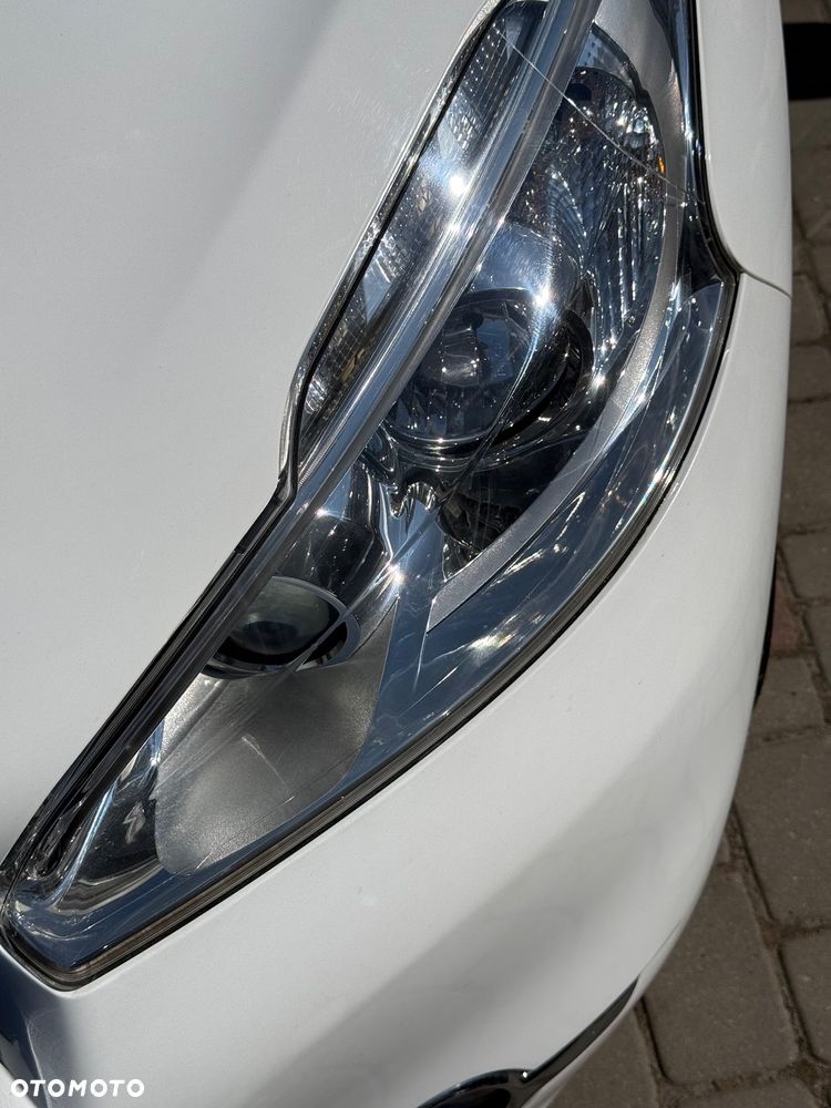 Peugeot 208 1.2 PureTech Active - 11