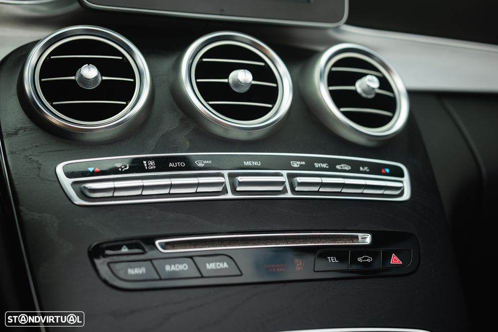 Mercedes-Benz C 220 d 9G-TRONIC AMG Line - 44