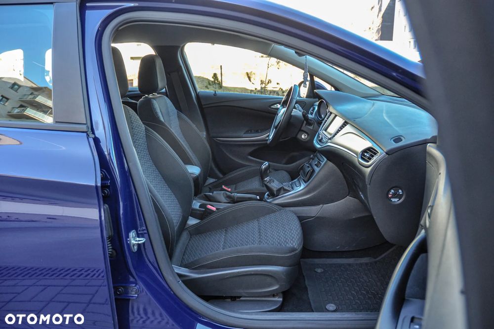 Opel Astra - 11