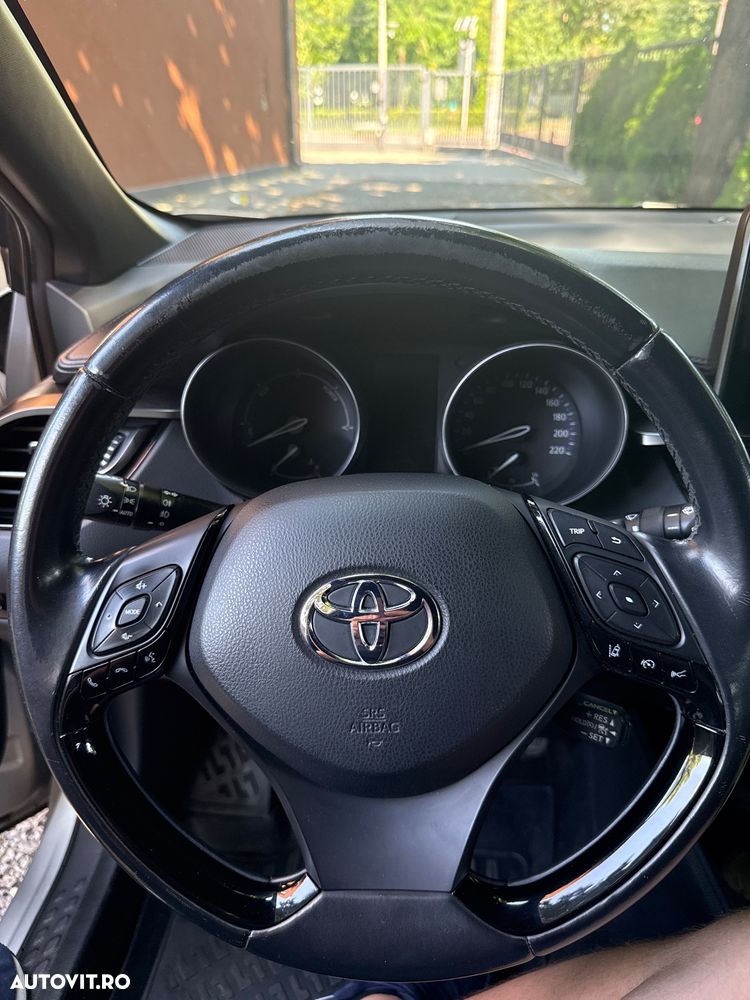 Toyota C-HR - 5