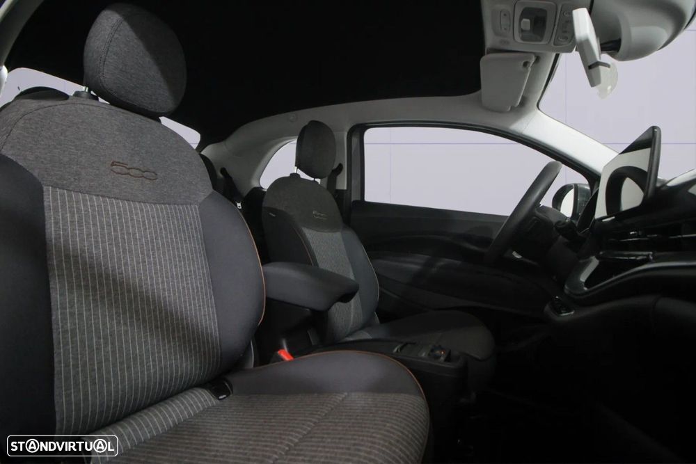Fiat 500e C - 13