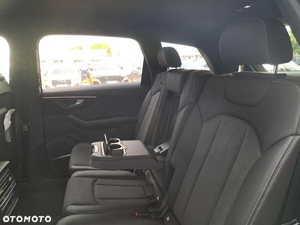 Audi Q7 - 16