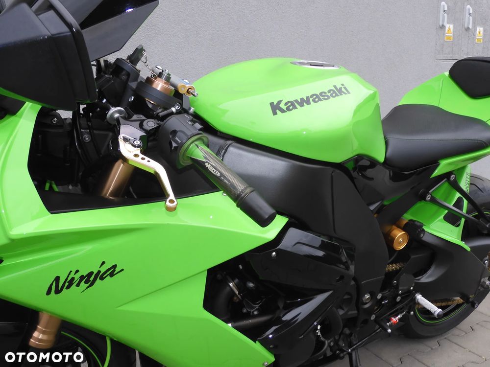 Kawasaki Ninja - 25