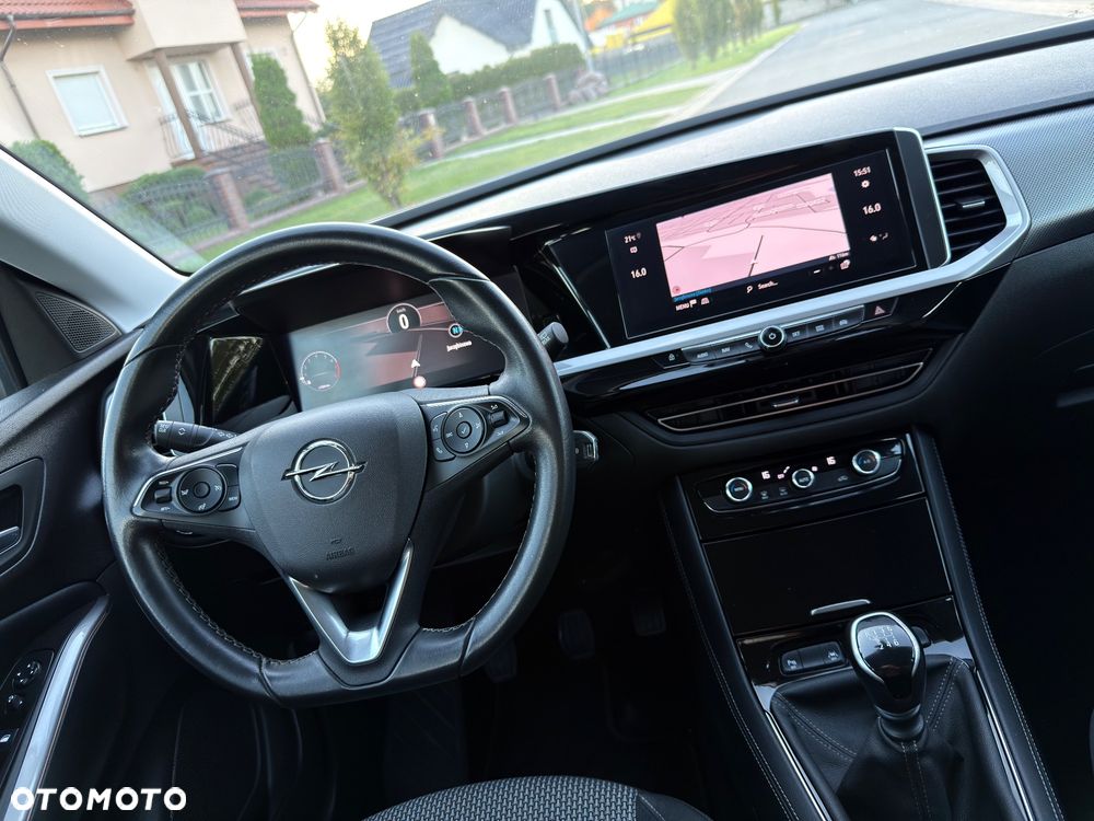 Opel Grandland X 1.2 Start/Stop Business INNOVATION - 26