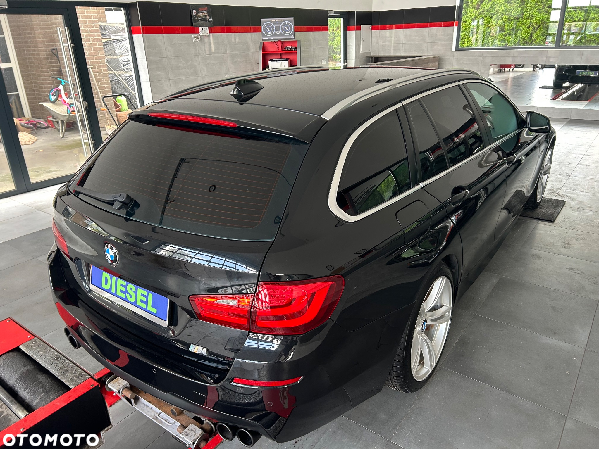 BMW Seria 5 520d Touring Edition Fleet Sport - 9